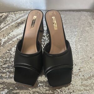 Primary Black Leather Mules